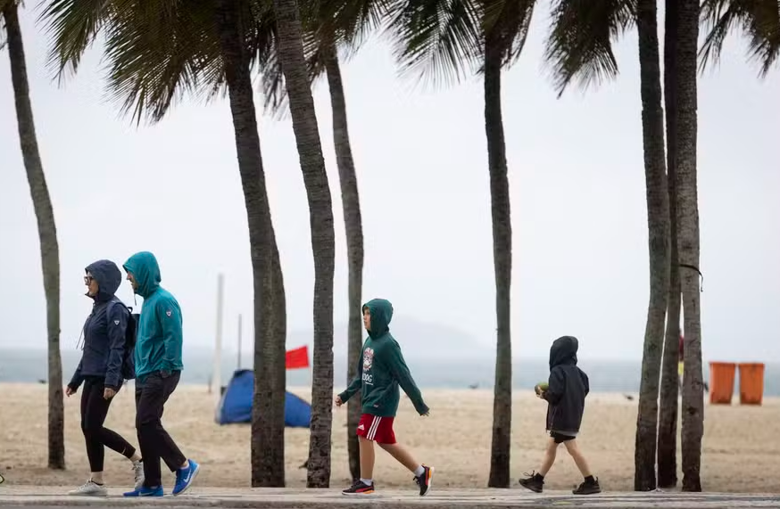Inmet emite alerta de ventos costeiros para 24 cidades do ES