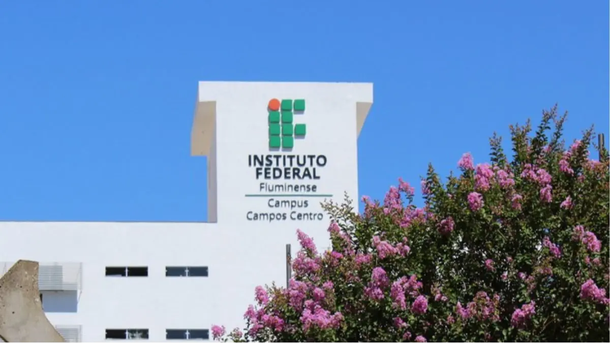 IFF oferece 107 vagas em cursos superiores para egressos e concluintes de técnicos