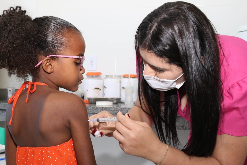 São Francisco: Campanha de Multivacinação começou nessa segunda (03/08) para menores de 15 anos