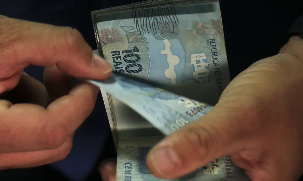 Bolsa Família: benefício por pessoa sobe de R$ 142 para R$ 164; veja demais reajustes por auxílio