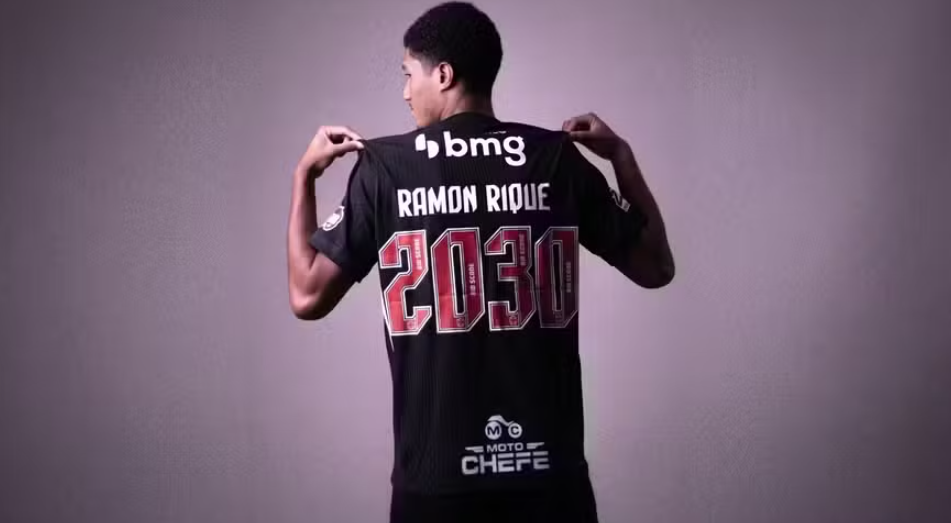 Vasco anuncia renovação com Ramon Rique até 2030